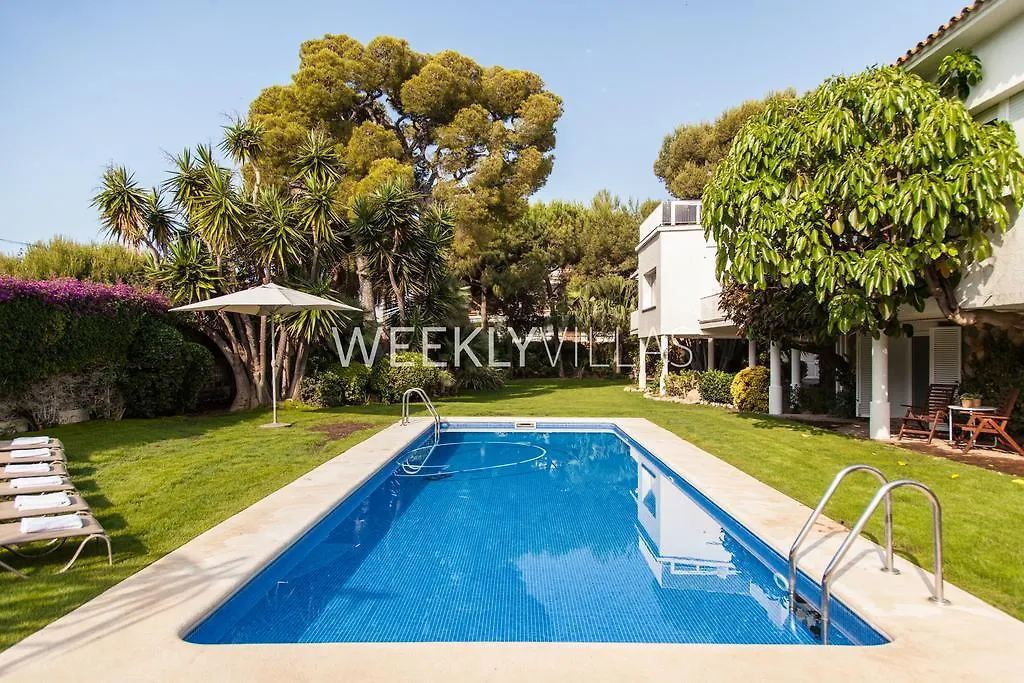 Villa Sitges Tupinetti Beach At 1 Min Walk Amaizing Garden And View Center Sitges 5 Minutes Walk Espanha