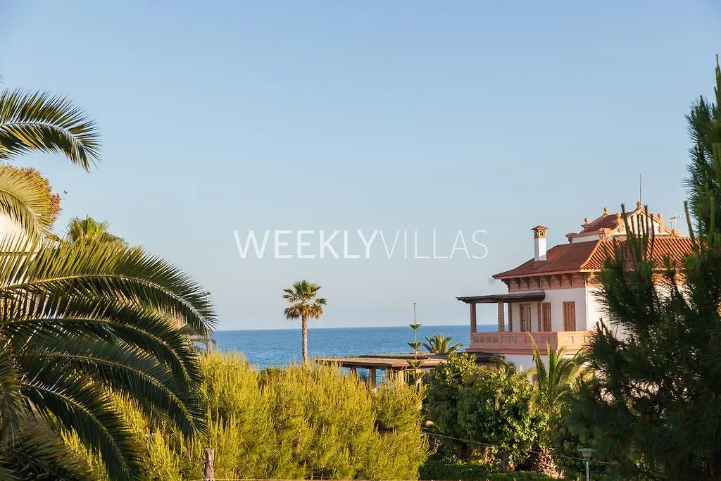 Villa Sitges Tupinetti Beach At 1 Min Walk Amaizing Garden And View Center Sitges 5 Minutes Walk