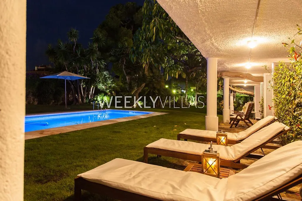 Villa Sitges Tupinetti Beach At 1 Min Walk Amaizing Garden And View Center Sitges 5 Minutes Walk 0*,
