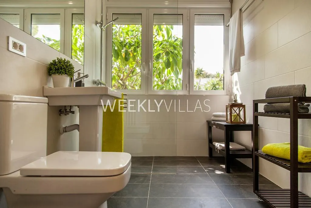 Villa Sitges Tupinetti Beach At 1 Min Walk Amaizing Garden And View Center Sitges 5 Minutes Walk Espanha