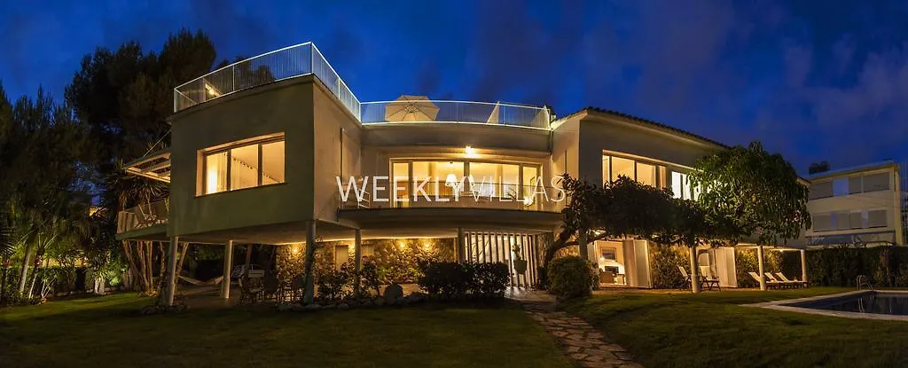 Villa Sitges Tupinetti Beach At 1 Min Walk Amaizing Garden And View Center Sitges 5 Minutes Walk
